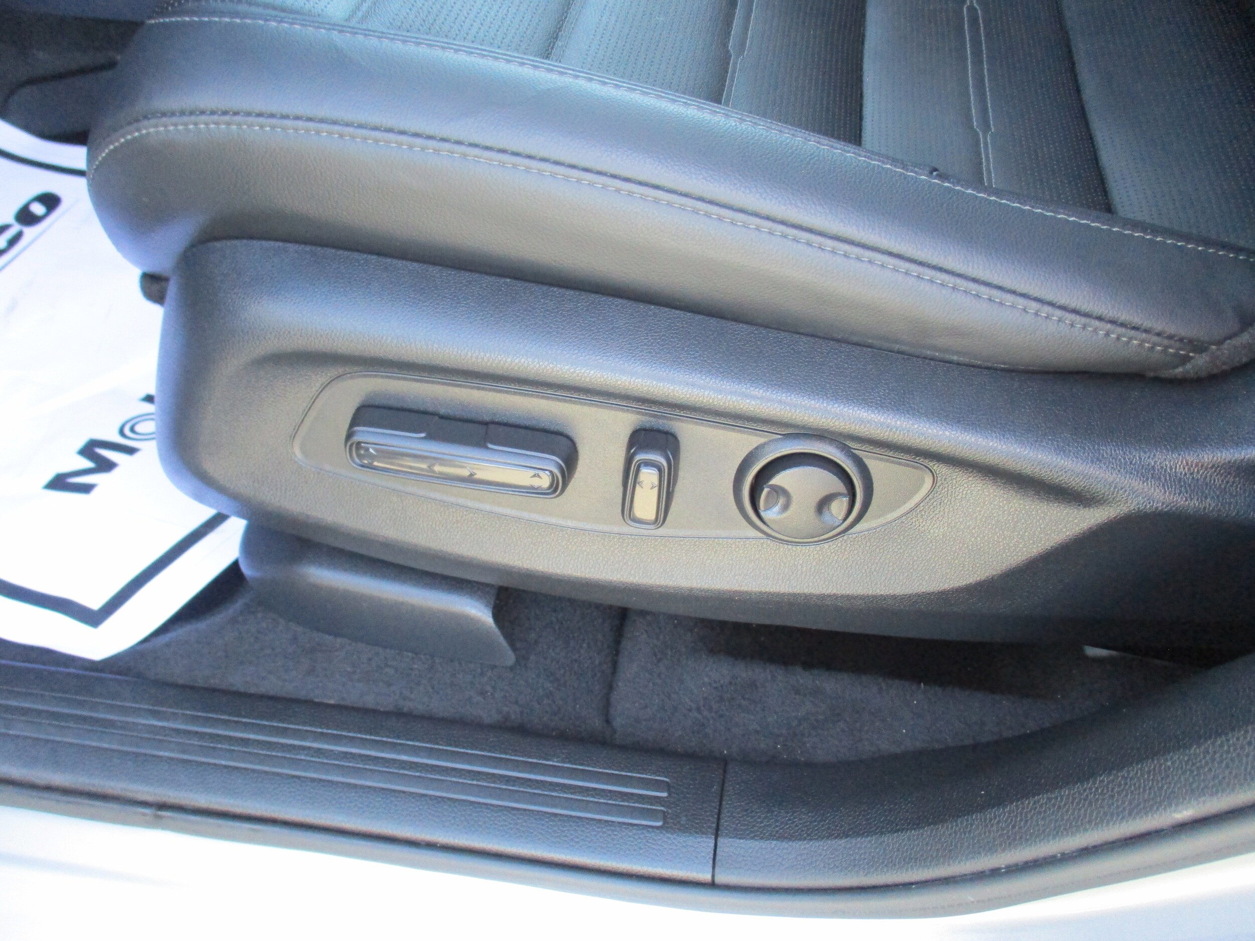 2024 Honda CR-V EX-L - Photo 17