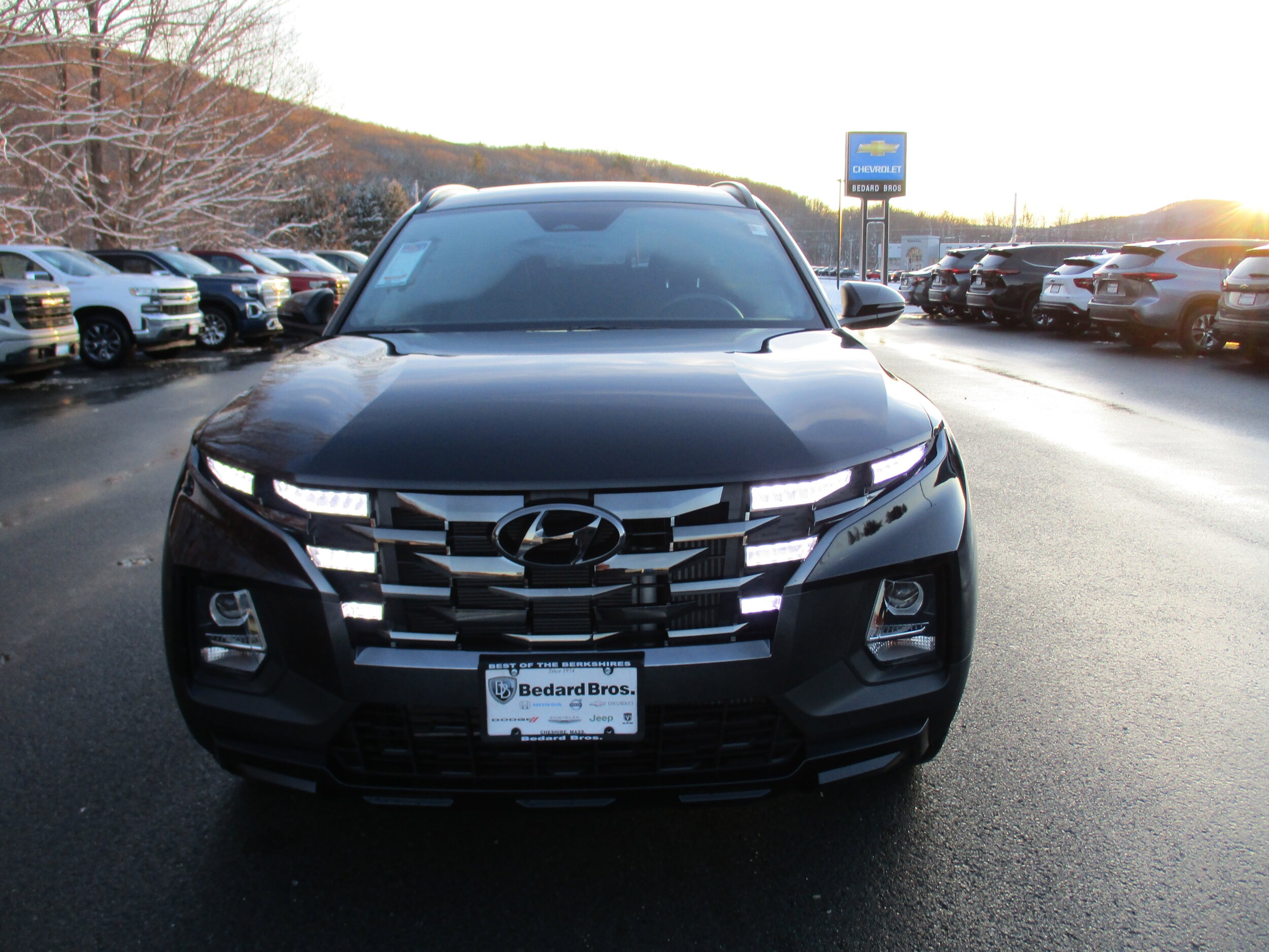 2023 Hyundai Santa Cruz SEL photo 2