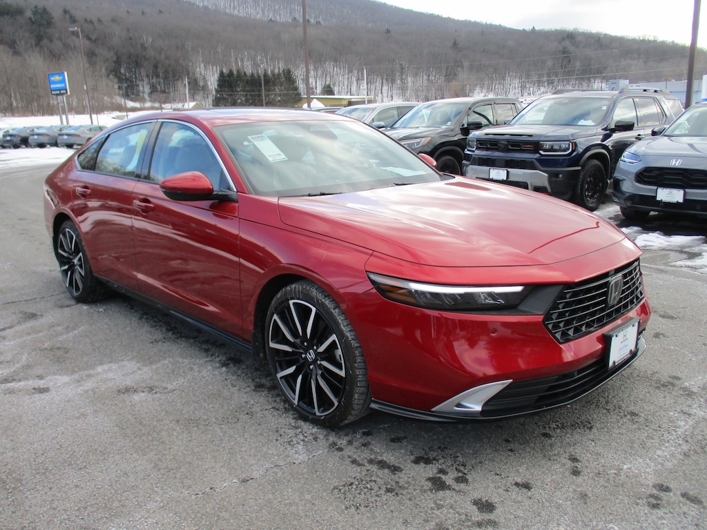Used 2023 Honda Accord Hybrid Touring w/BSI Sedan