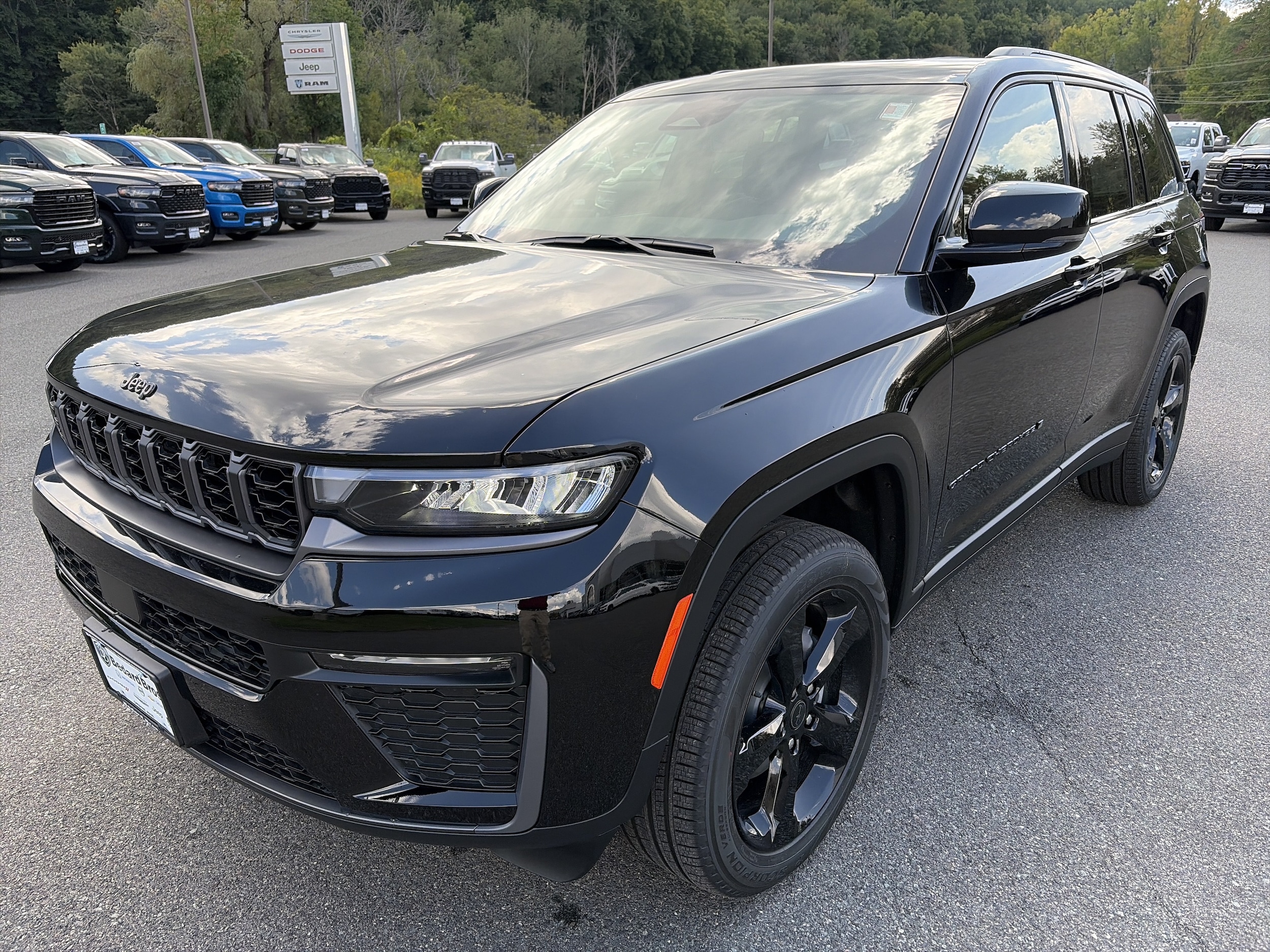 2027 Jeep Grand Cherokee