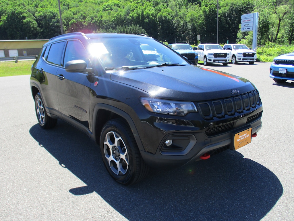 Used 2022 Jeep Compass Trailhawk SUV