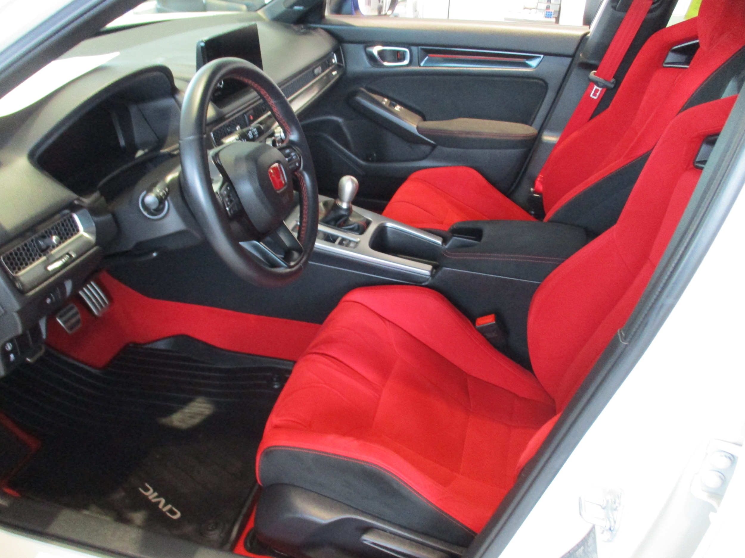2024 Honda Civic Hatchback Type-R - Photo 12