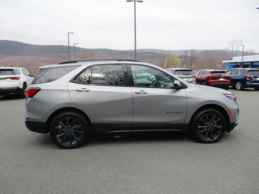 Used 2023 Chevrolet Equinox RS SUV