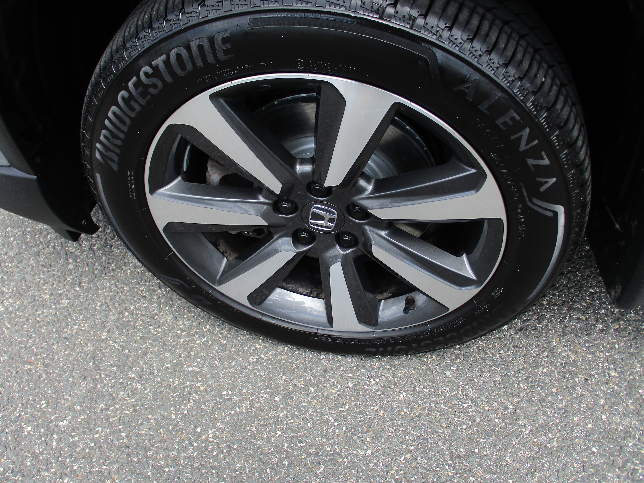 2023 Honda Pilot Touring - Photo 9