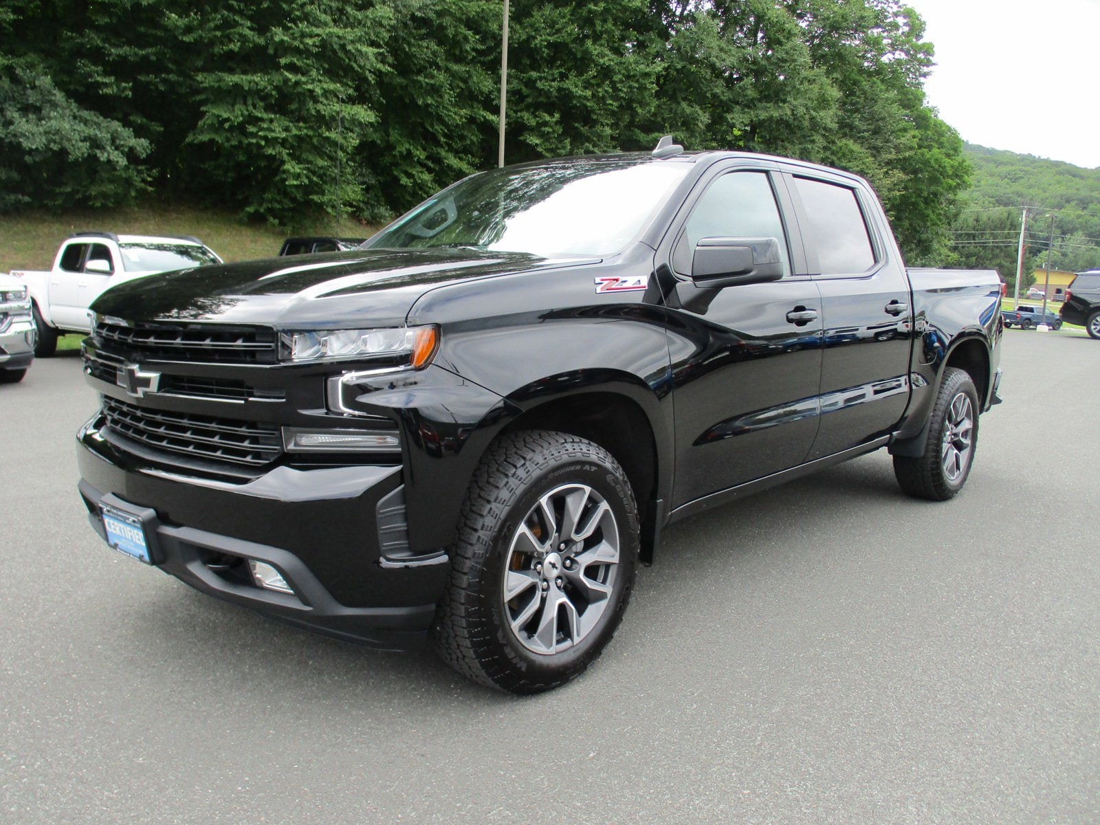 Used 2021 Chevrolet Silverado 1500 RST with VIN 3GCUYEED1MG411718 for sale in Cheshire, MA