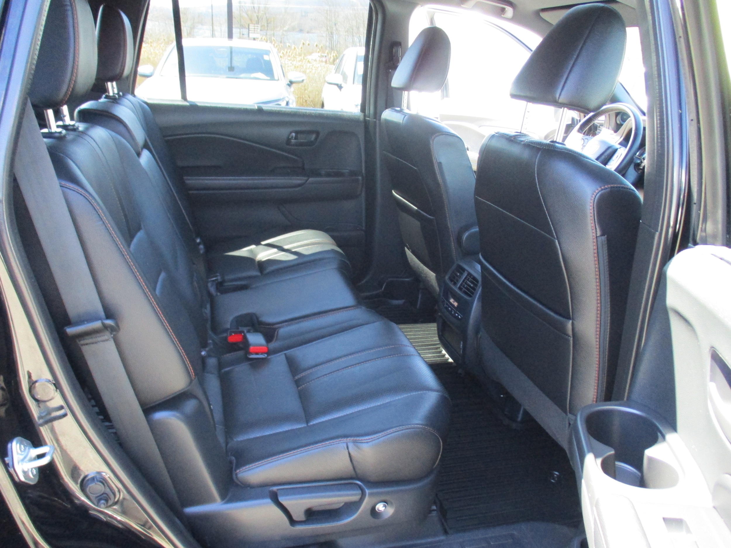 2022 Honda Pilot TrailSport - Photo 16