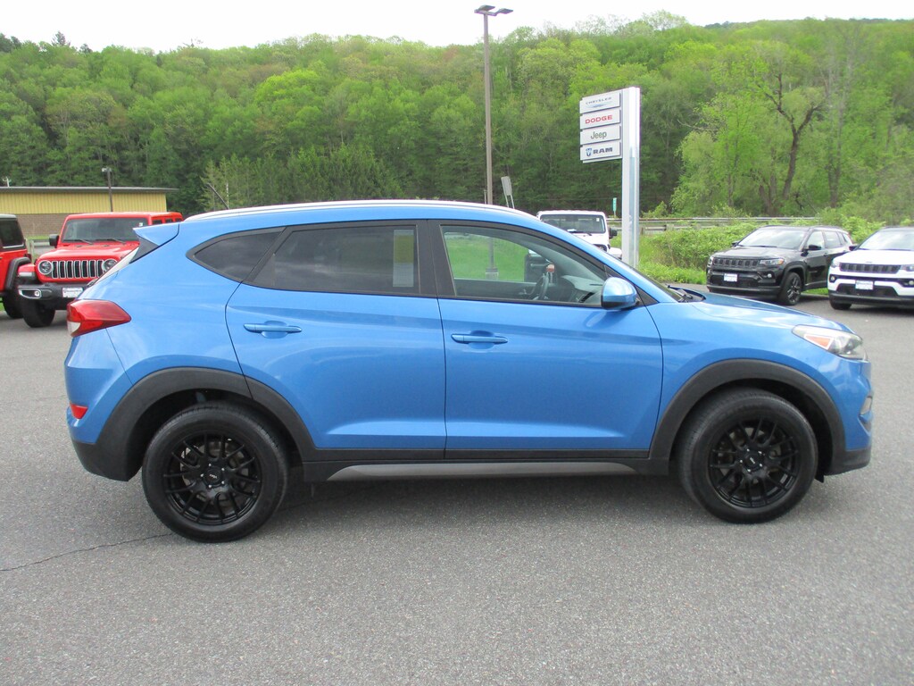 Used 2016 Hyundai Tucson SE SUV