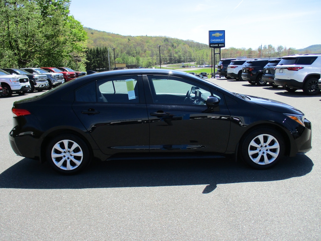 Used 2023 Toyota Corolla LE Sedan