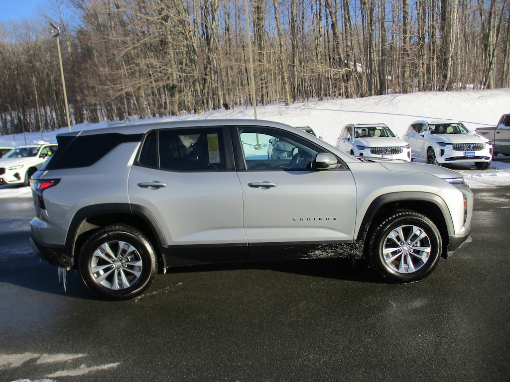 Used 2025 Chevrolet Equinox LT SUV