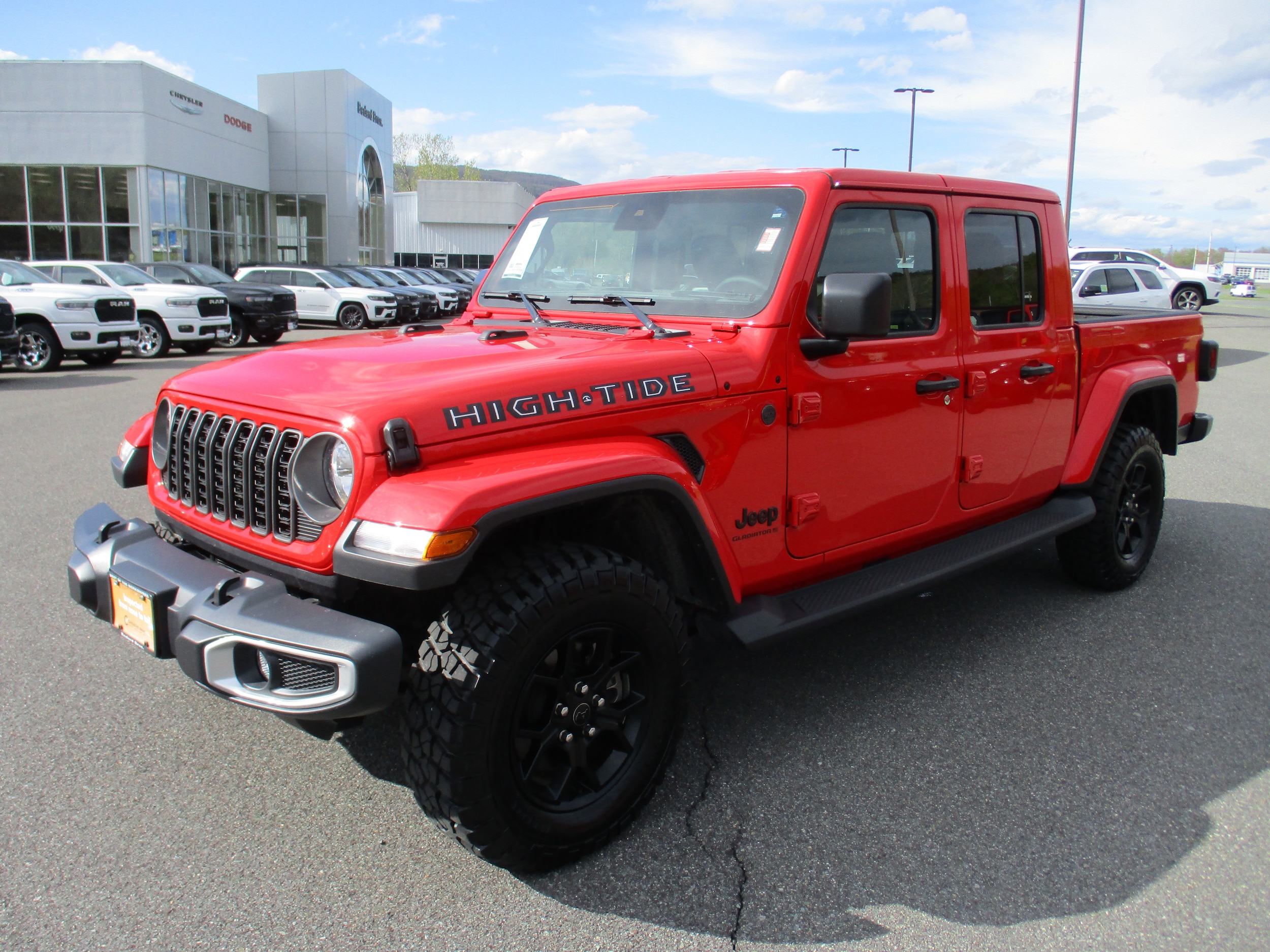 2025 Jeep Gladiator High Tide Auto's photo