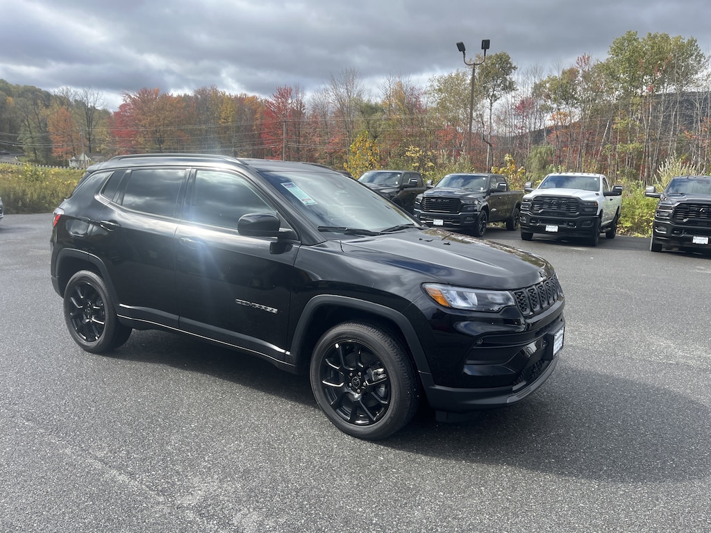New 2026 Jeep Compass Latitude Sport Utility