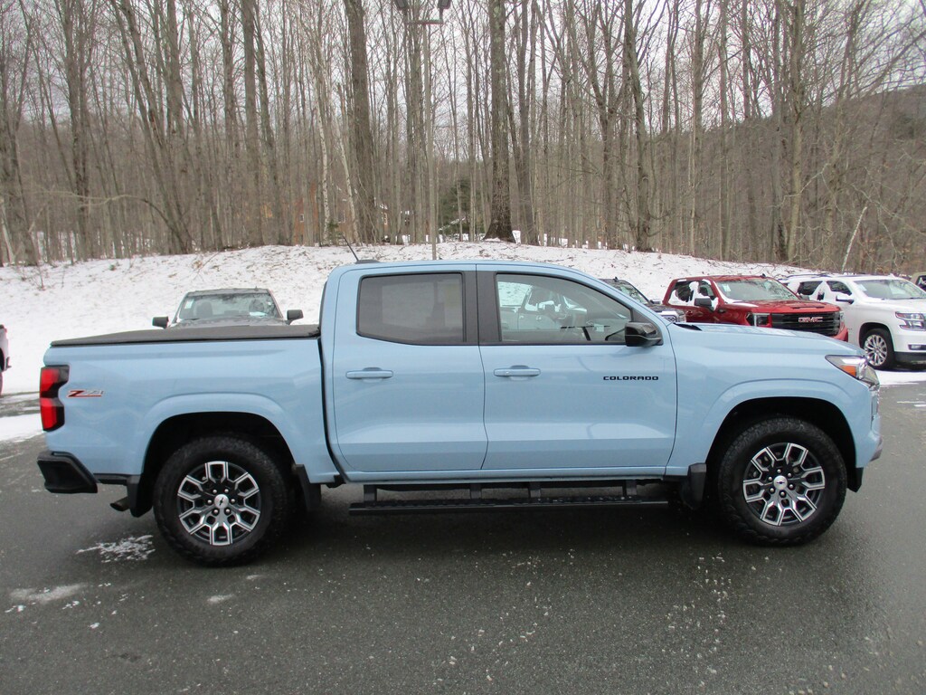 Used 2025 Chevrolet Colorado Z71 Truck Crew Cab
