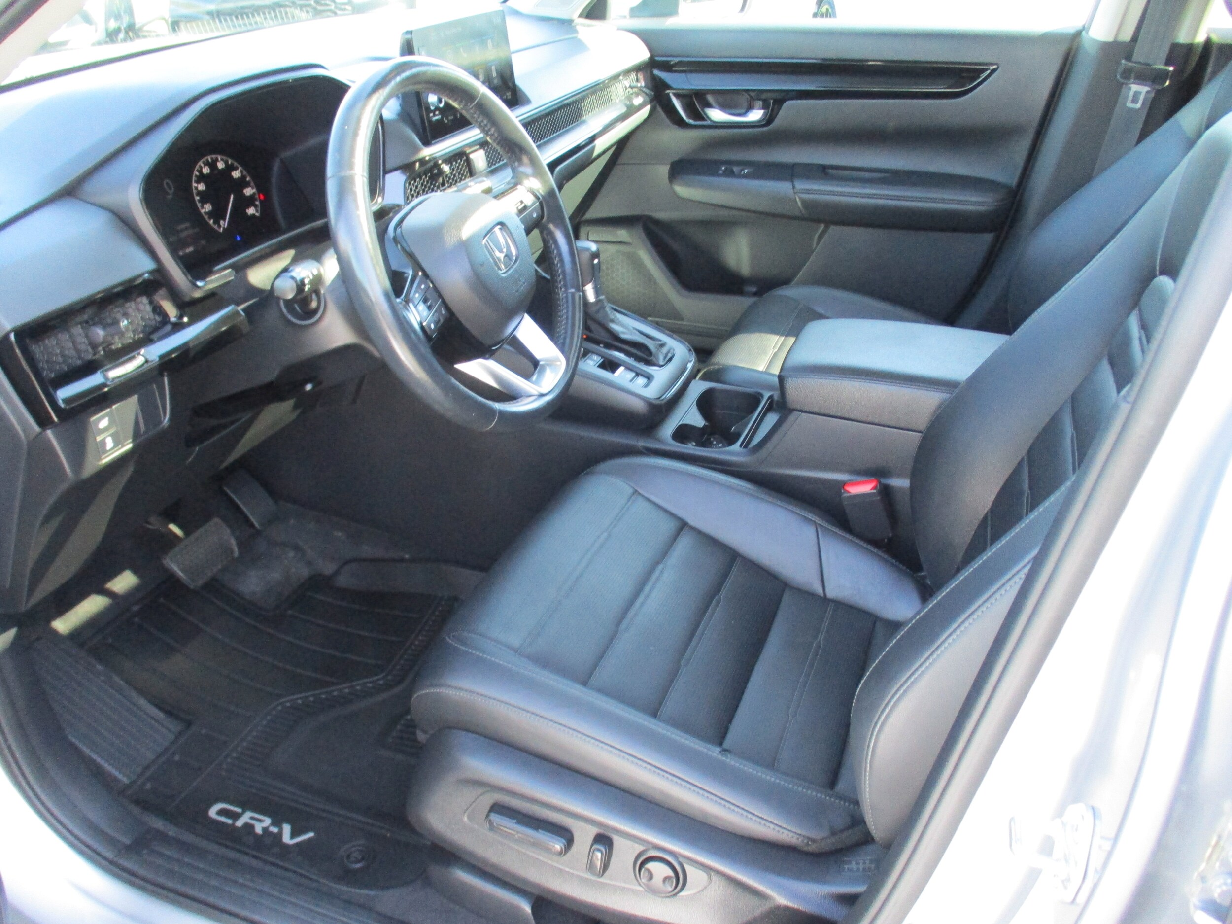 2024 Honda CR-V EX-L - Photo 12