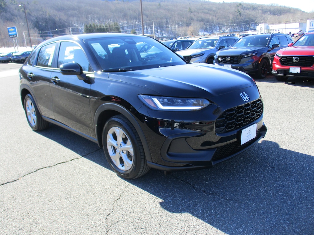 Used 2023 Honda HR-V LX AWD SUV