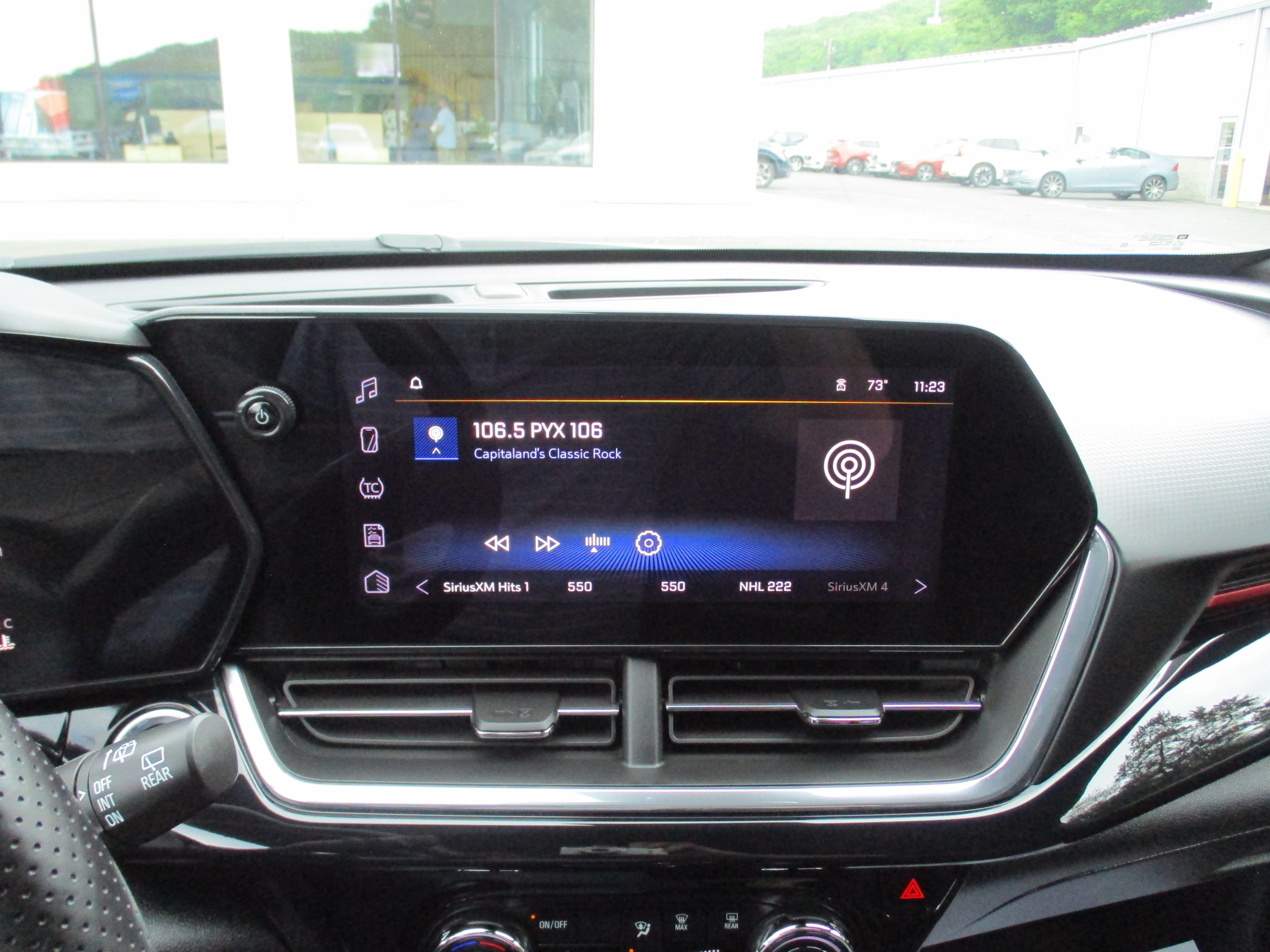 2024 Chevrolet Trax RS - Photo 16
