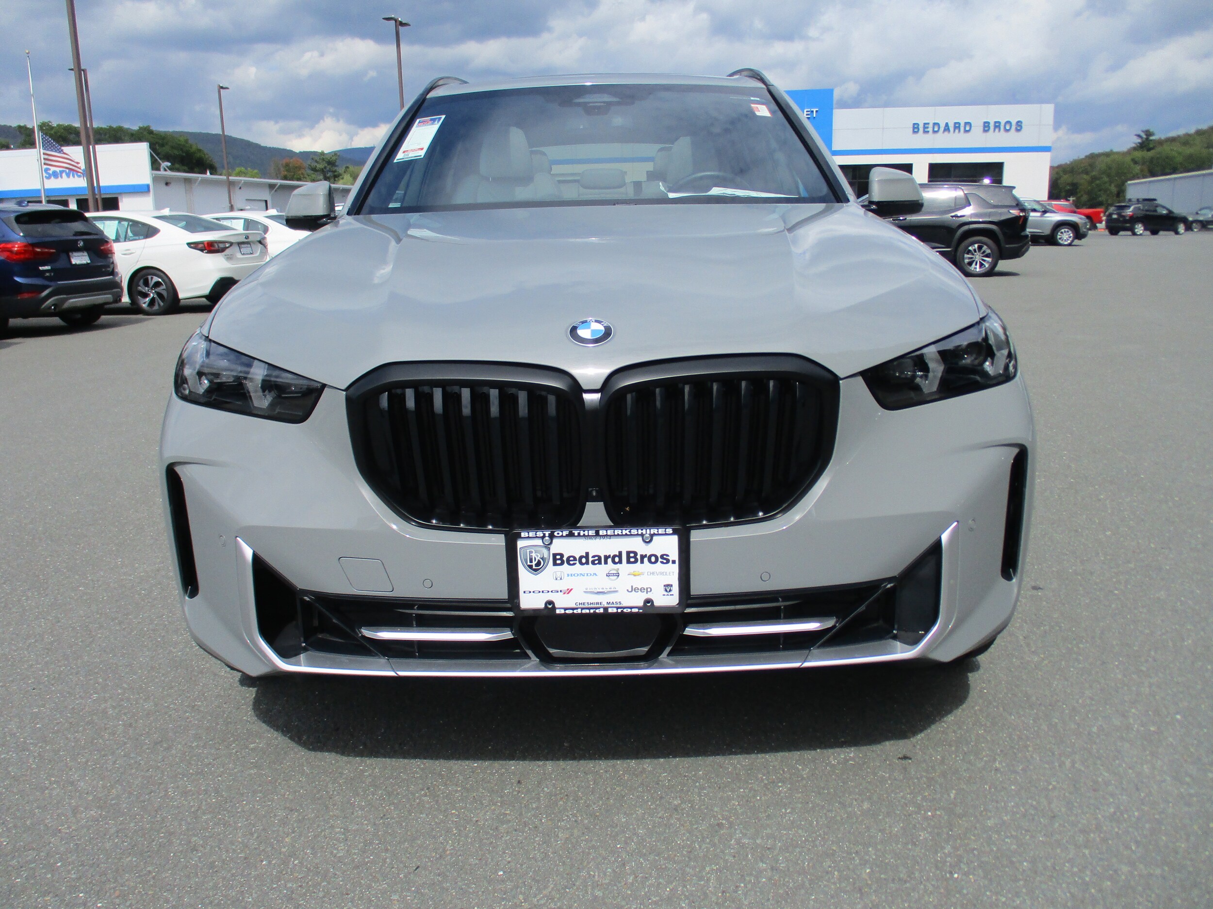 2025 Bmw X5 xDrive40i photo 2