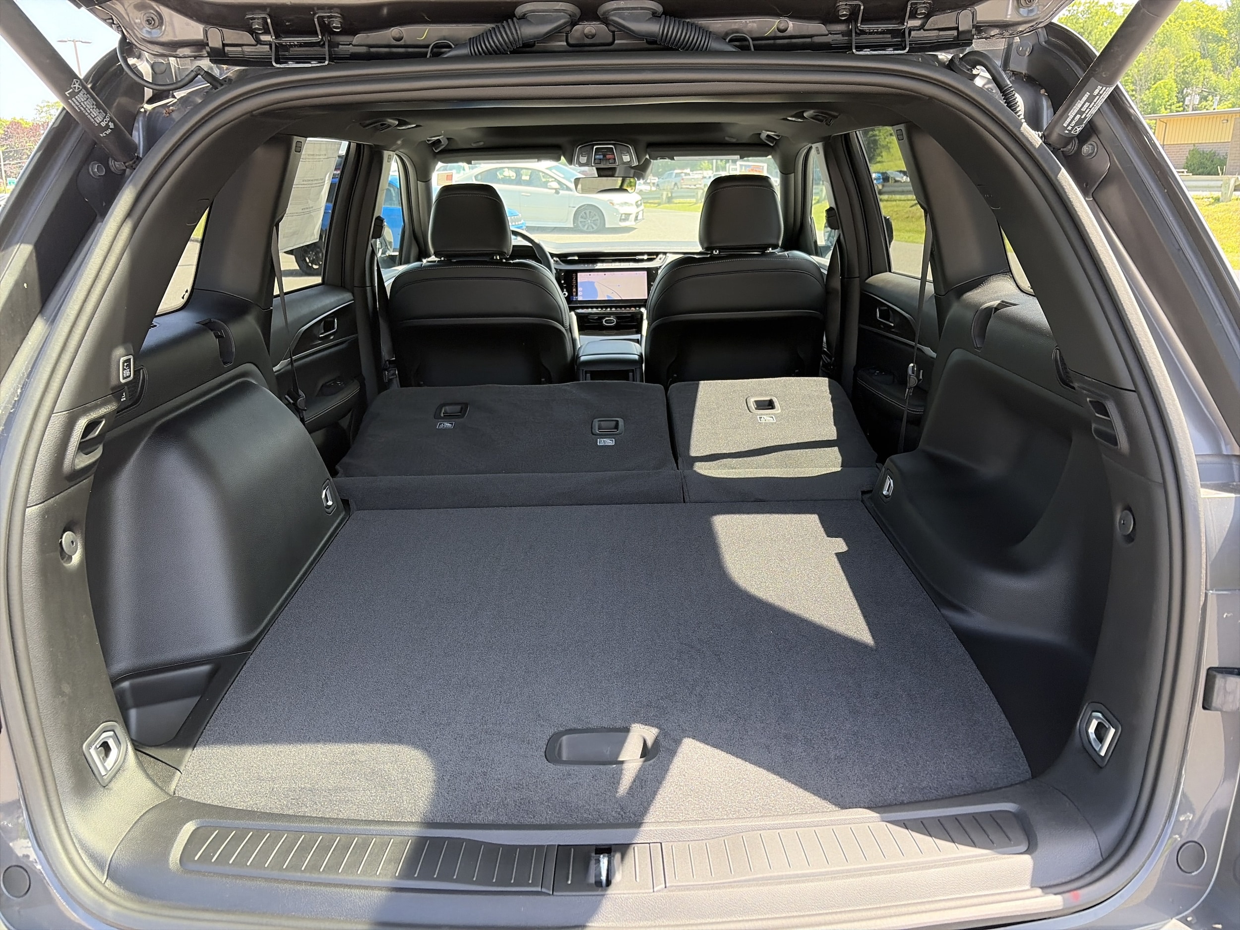2026 Jeep Grand Cherokee Laredo - Photo 12