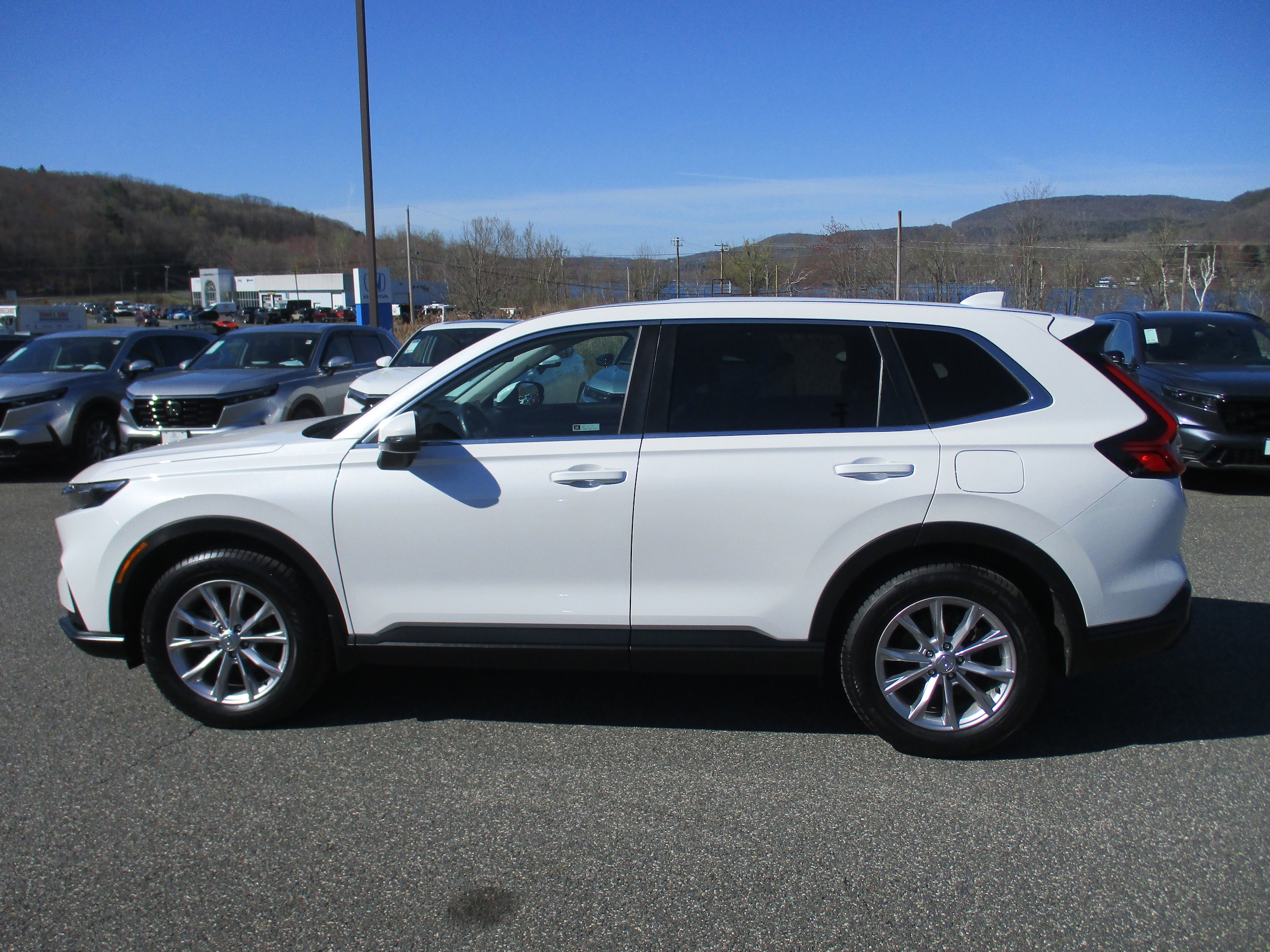 2024 Honda CR-V EX-L - Photo 8