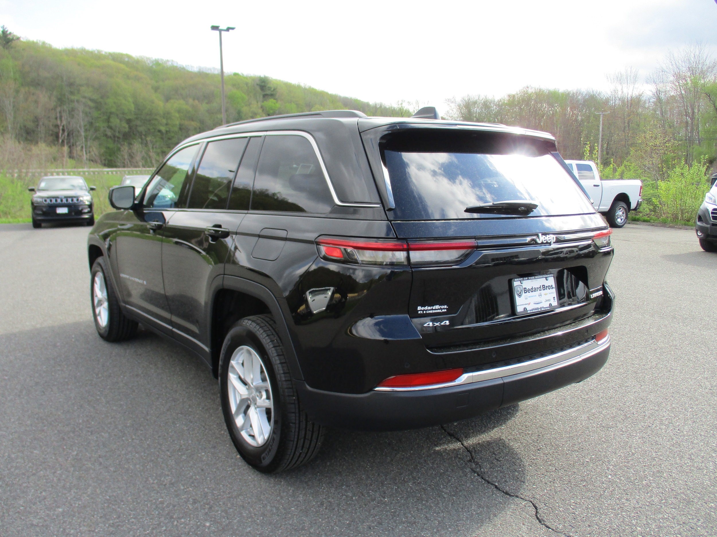 CHERRY CAR PHOENIX セダン 黒 Certified Used 2025 Jeep Grand Cherokee Laredo For Sale in