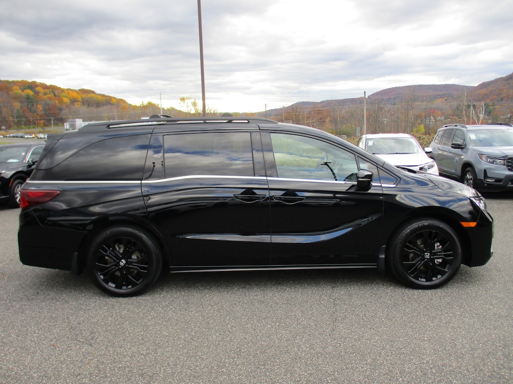 Used 2025 Honda Odyssey Sport-L Van