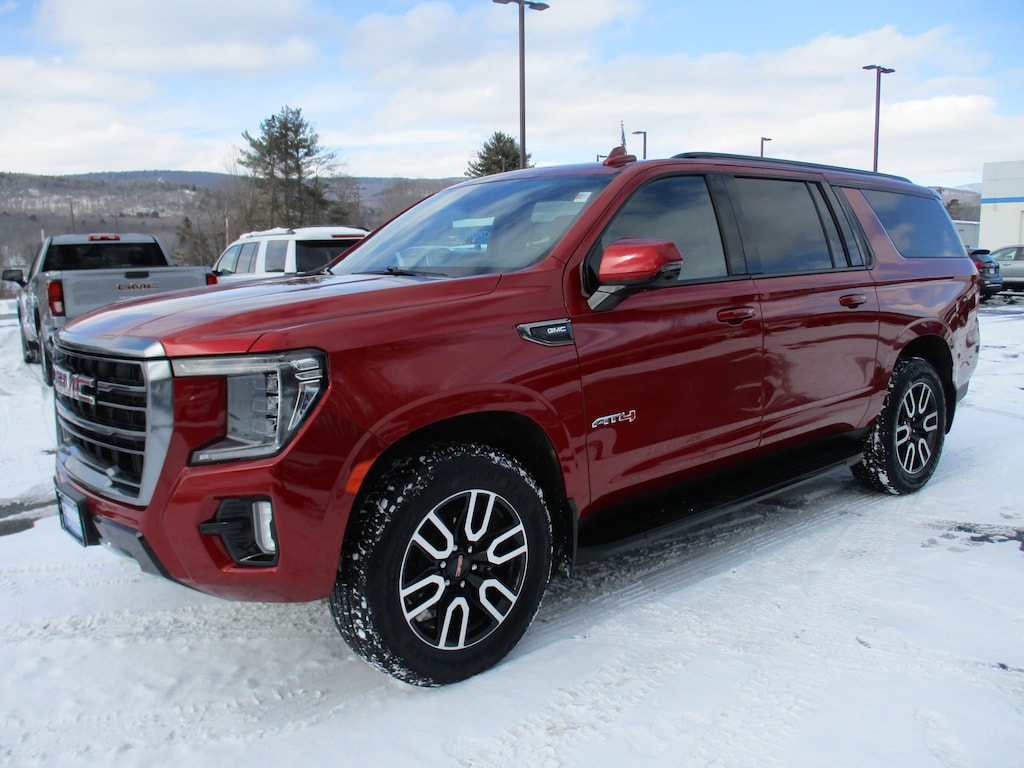 Used 2023 GMC Yukon XL AT4 SUV