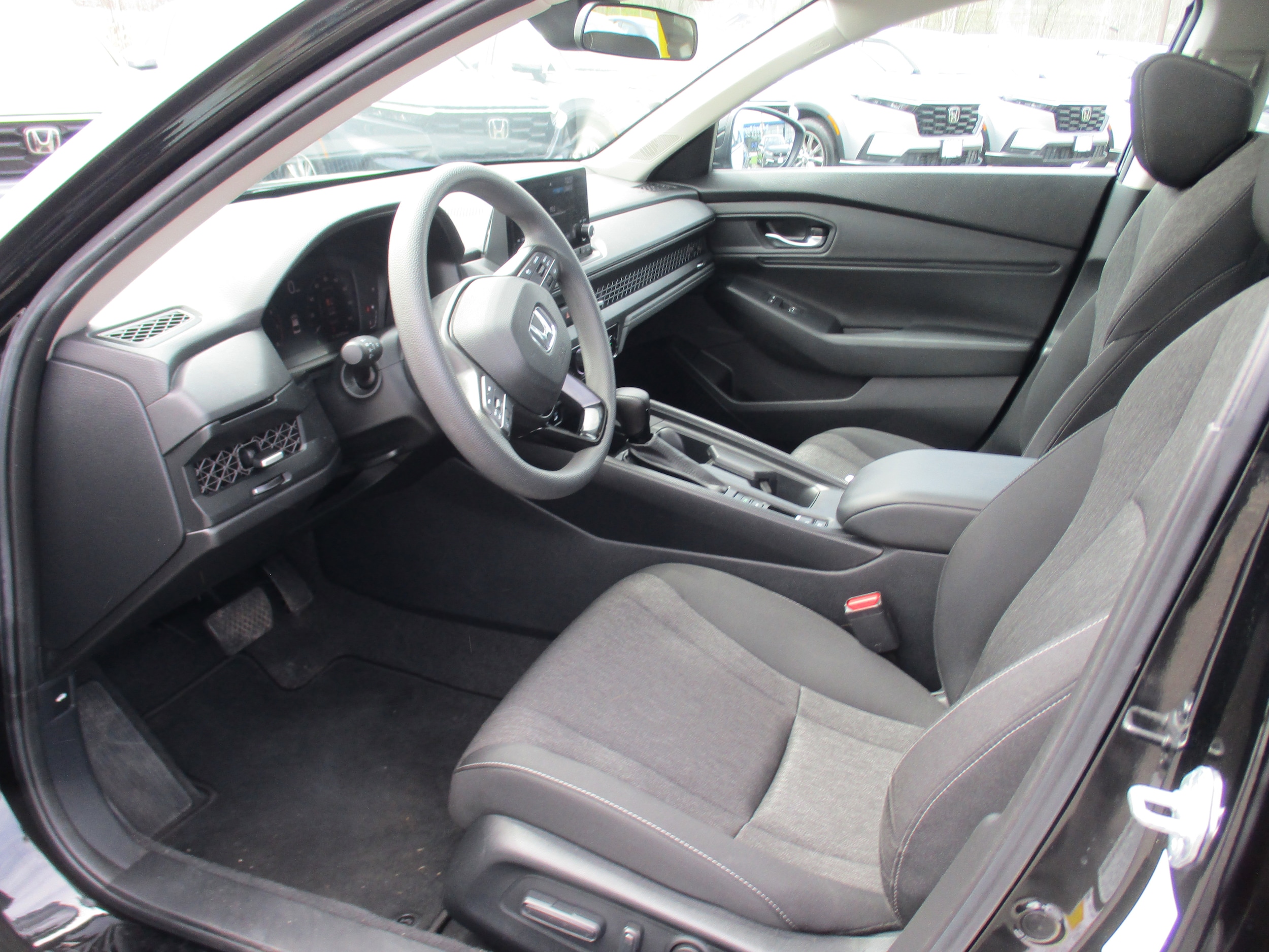 2023 Honda Accord EX - Photo 12