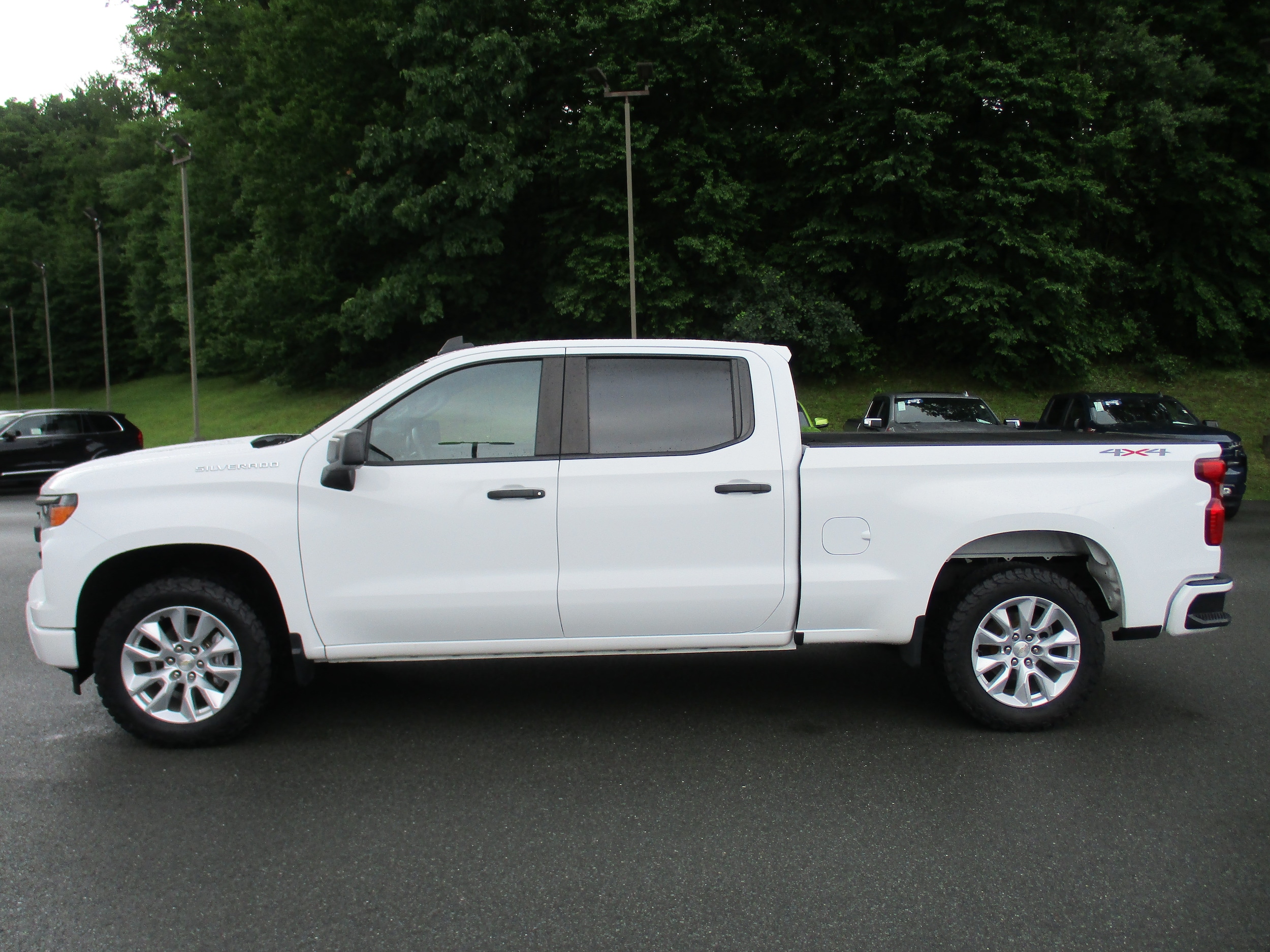 2023 Chevrolet Silverado 1500 Custom - Photo 8