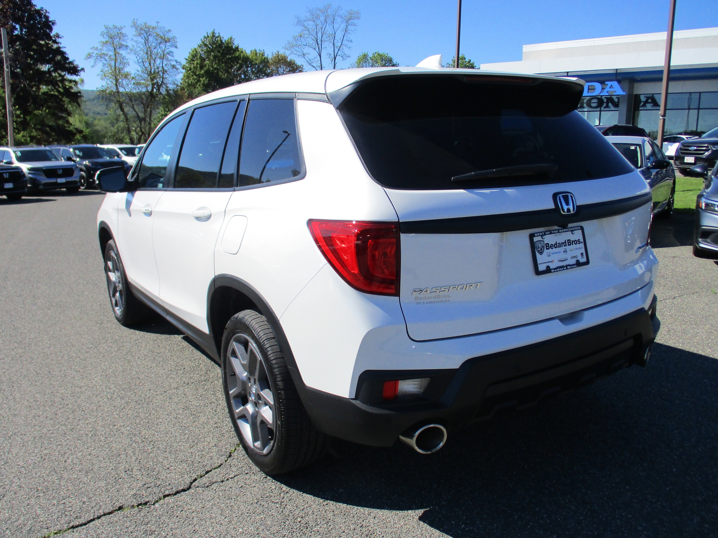 2023 Honda Passport EX-L - Photo 7