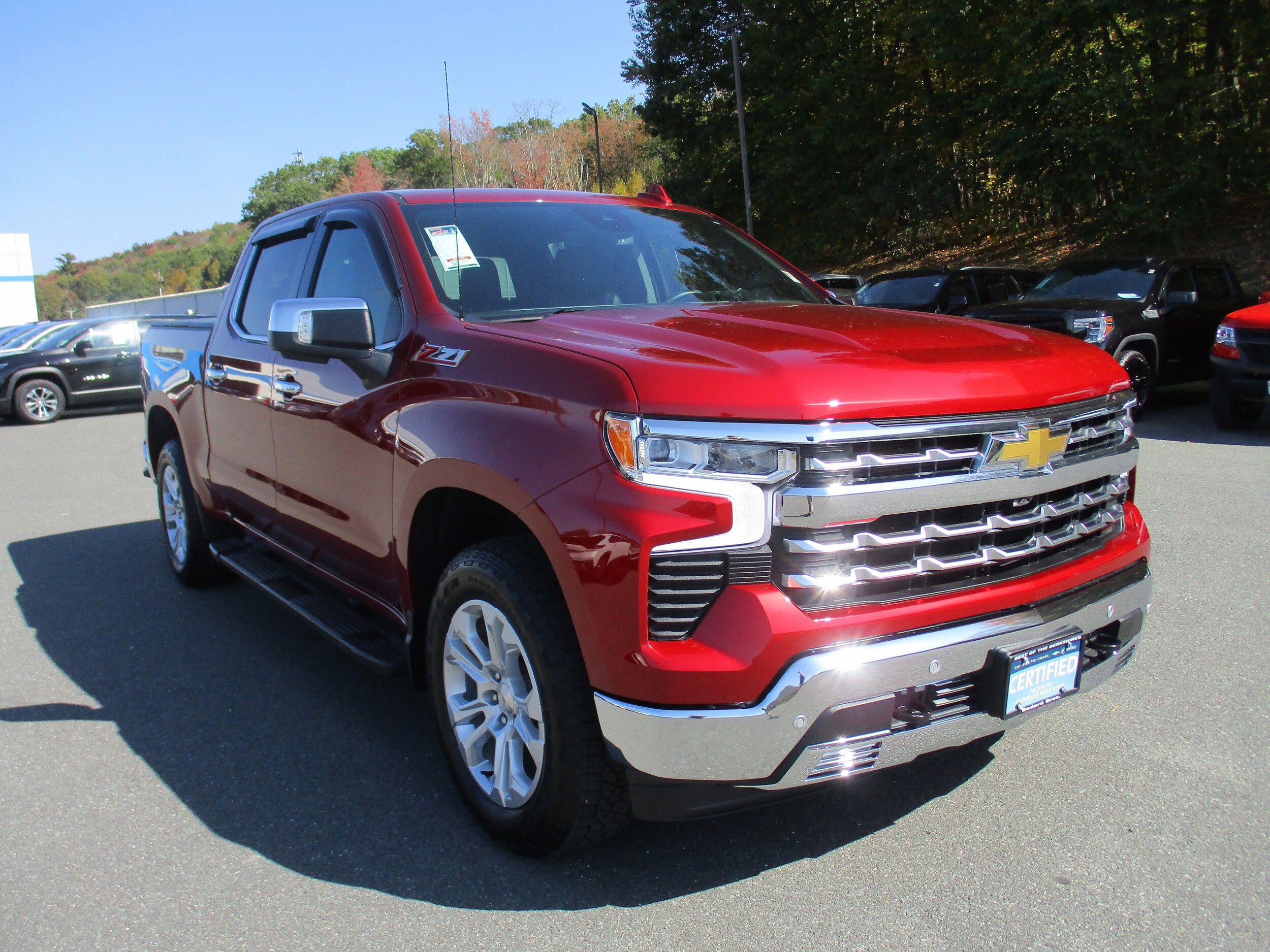 2023 Chevrolet Silverado 1500 LTZ photo 3