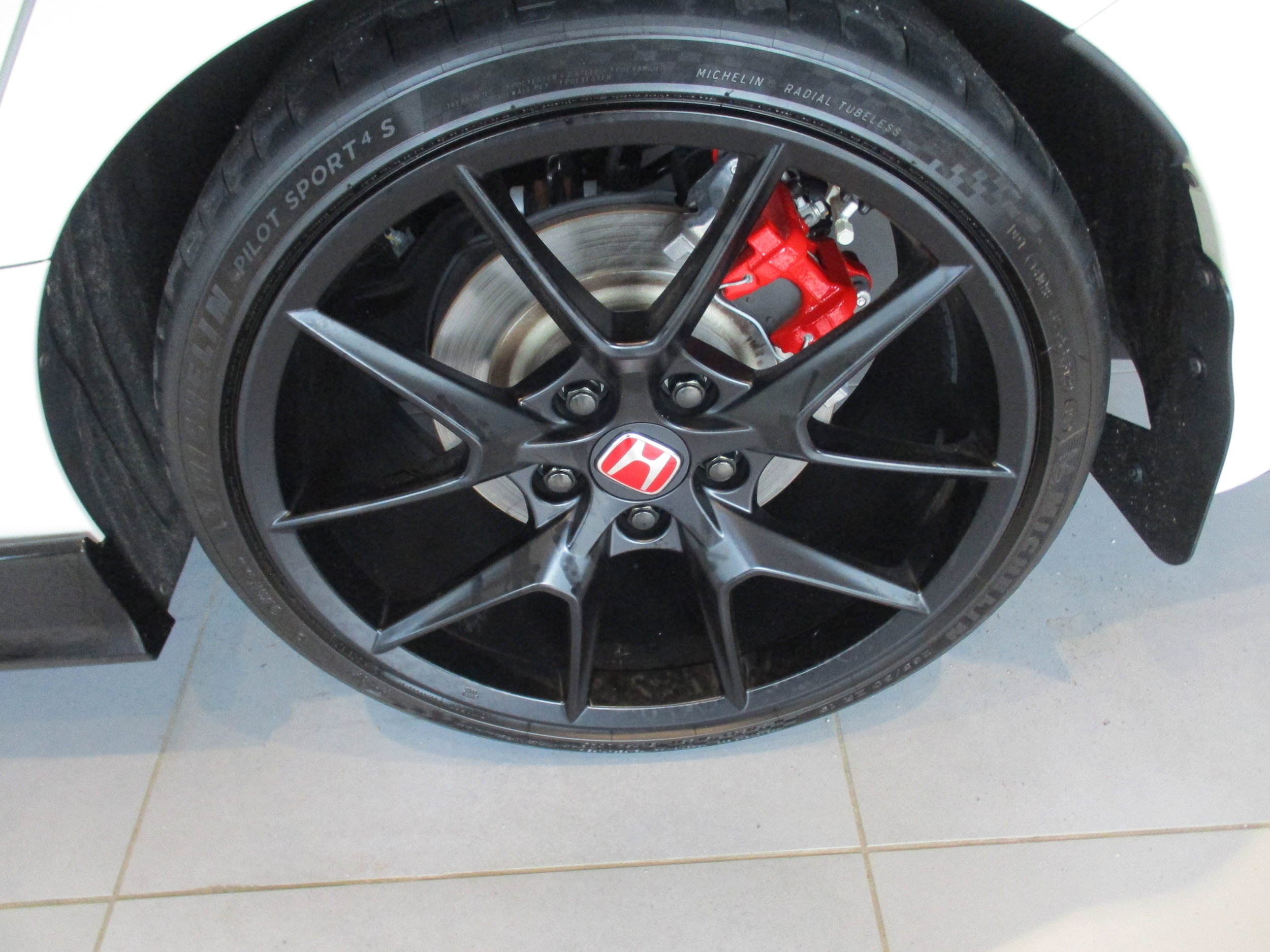 2024 Honda Civic Hatchback Type-R - Photo 9