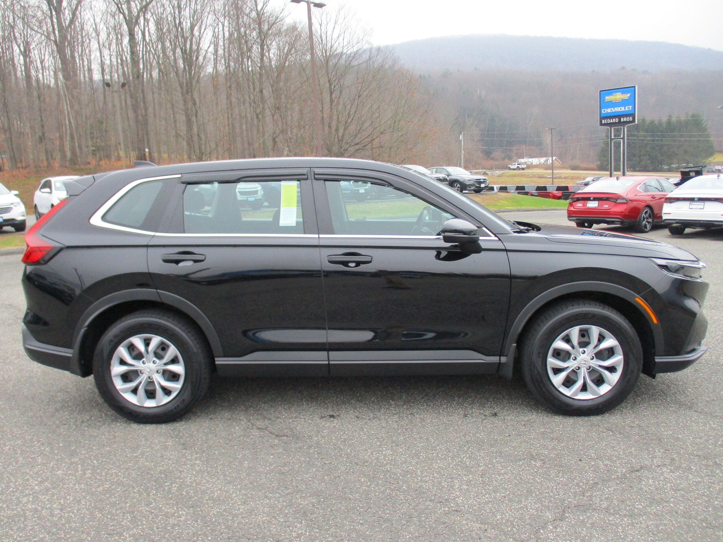 2023 Honda CR-V LX photo 2