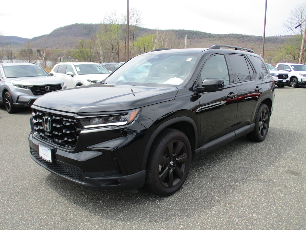 Used 2025 Honda Pilot Black Edition SUV