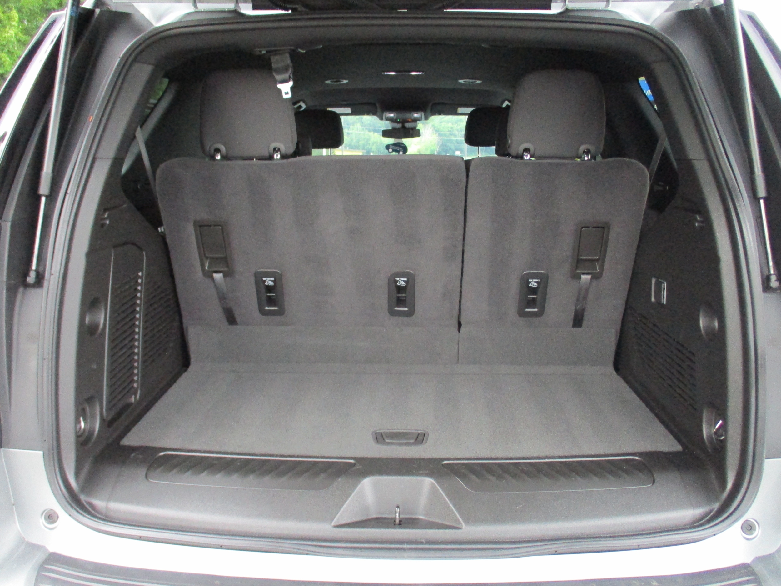 2024 Chevrolet Tahoe LS - Photo 13