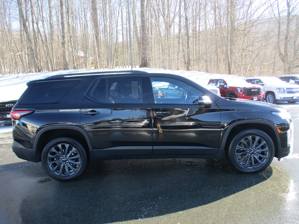 Used 2023 Chevrolet Traverse RS SUV