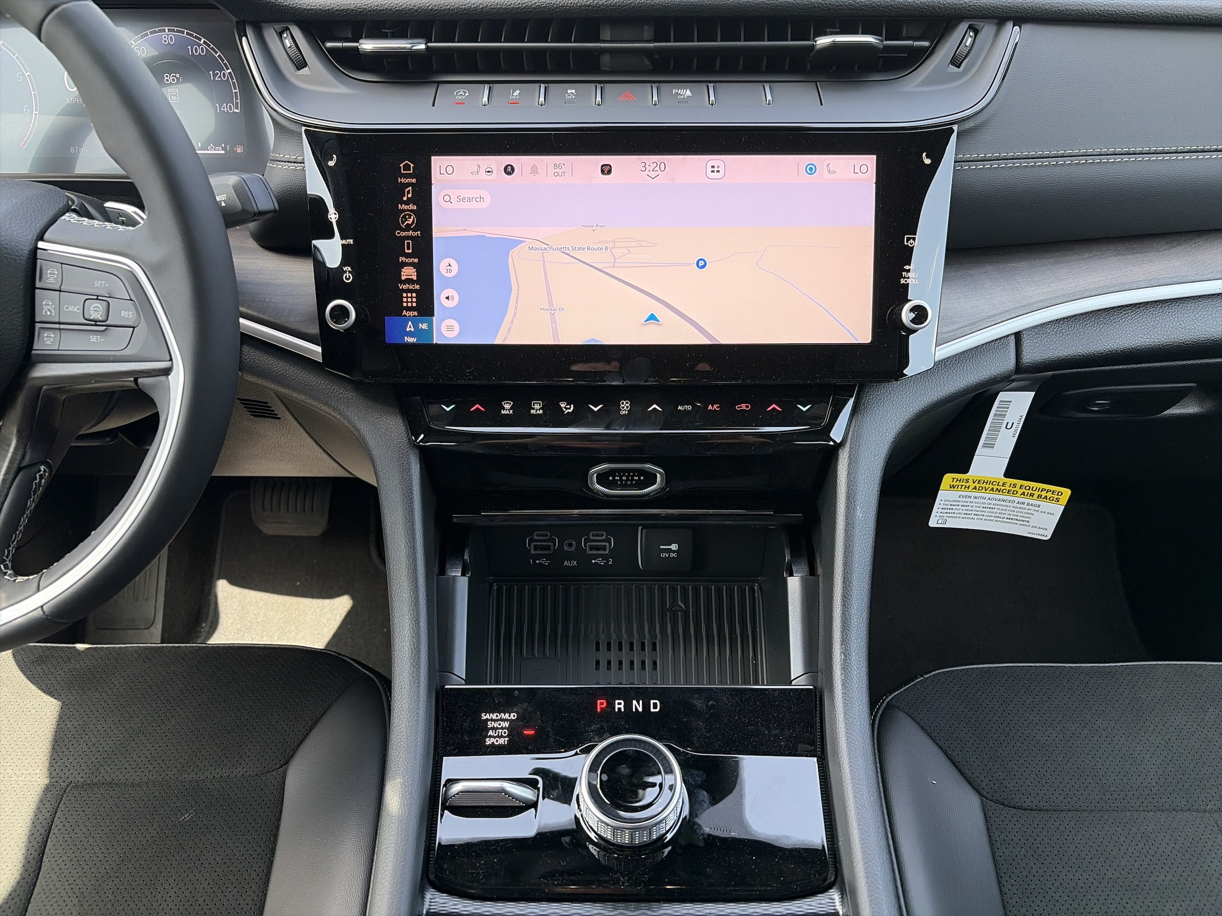 2026 Jeep Grand Cherokee Laredo - Photo 14