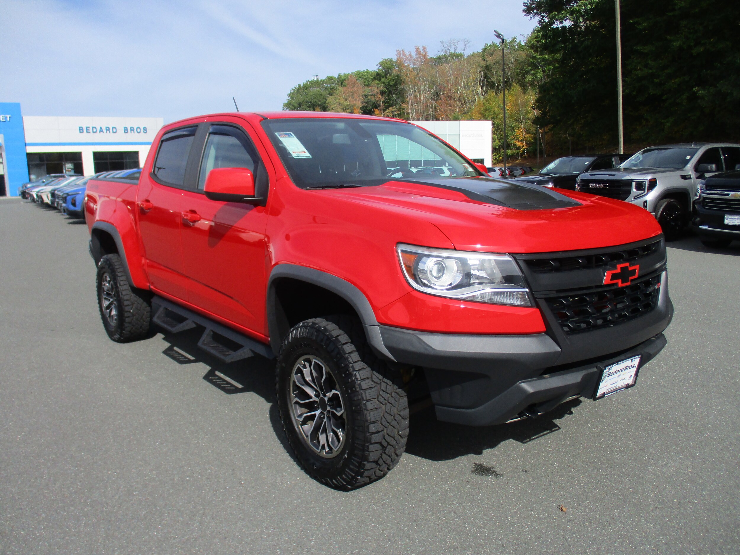 2019 Chevrolet Colorado ZR2 photo 3