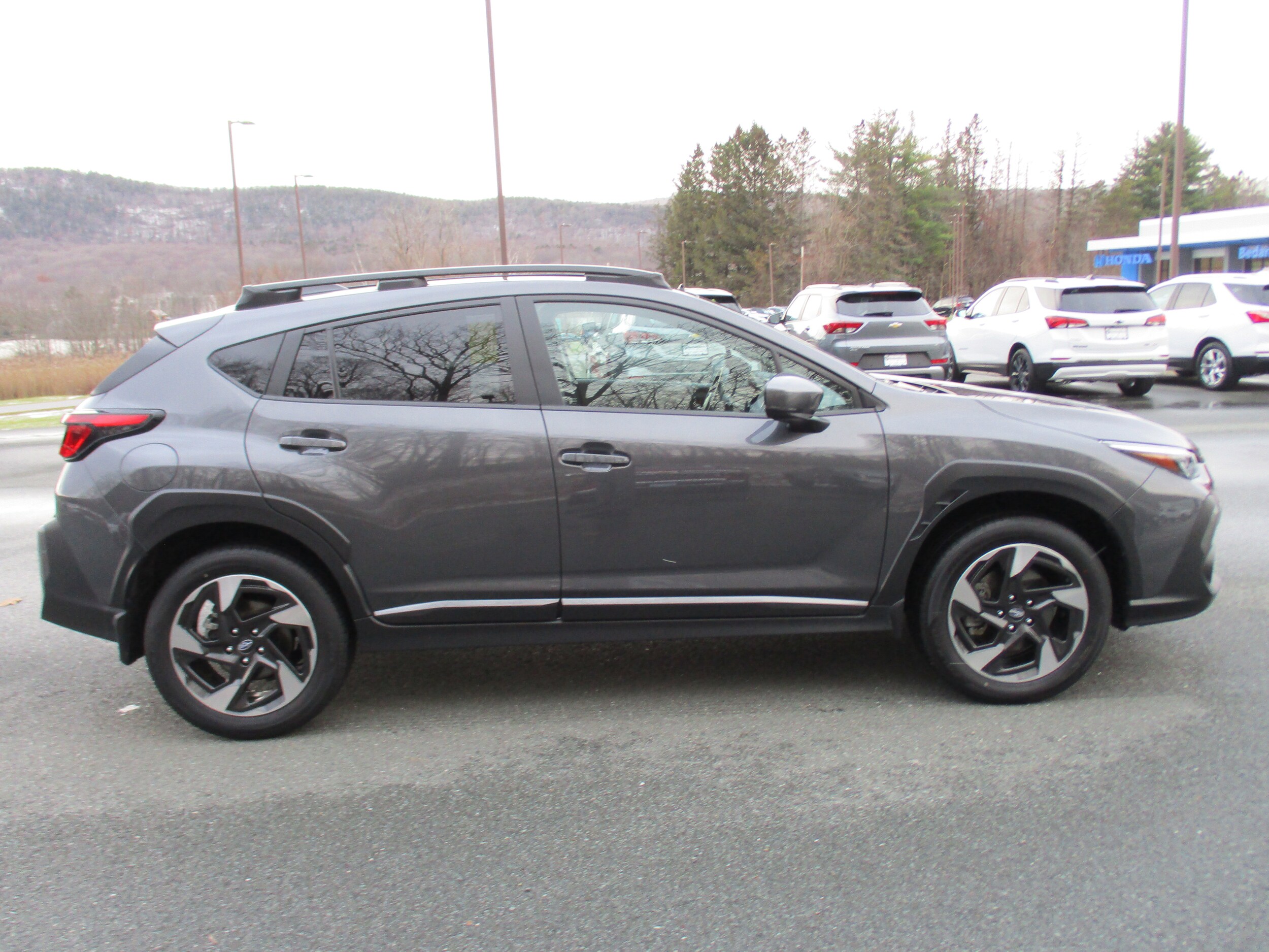 2025 Subaru Crosstrek Limited photo 4