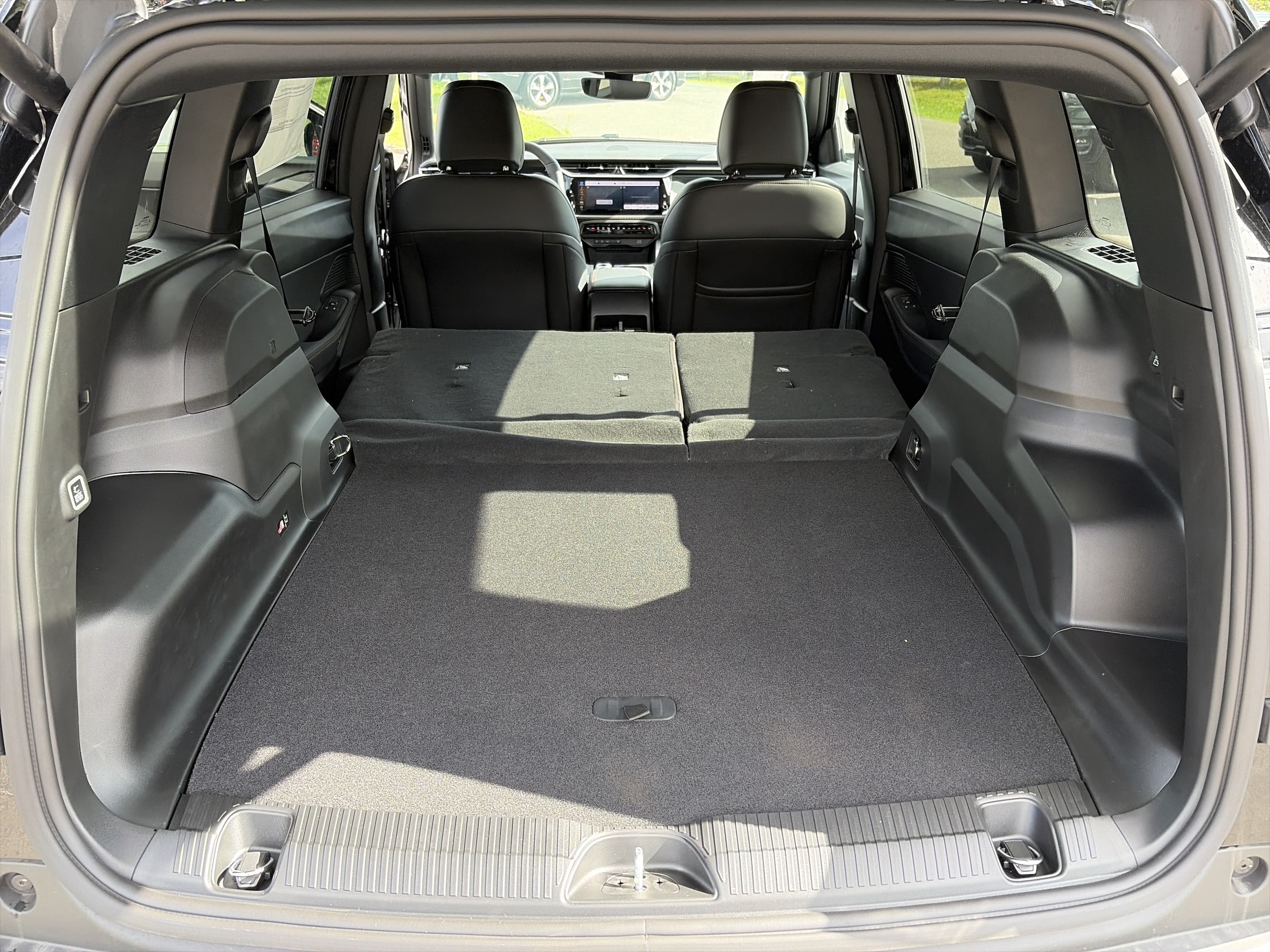 2026 Jeep Cherokee Limited - Photo 12