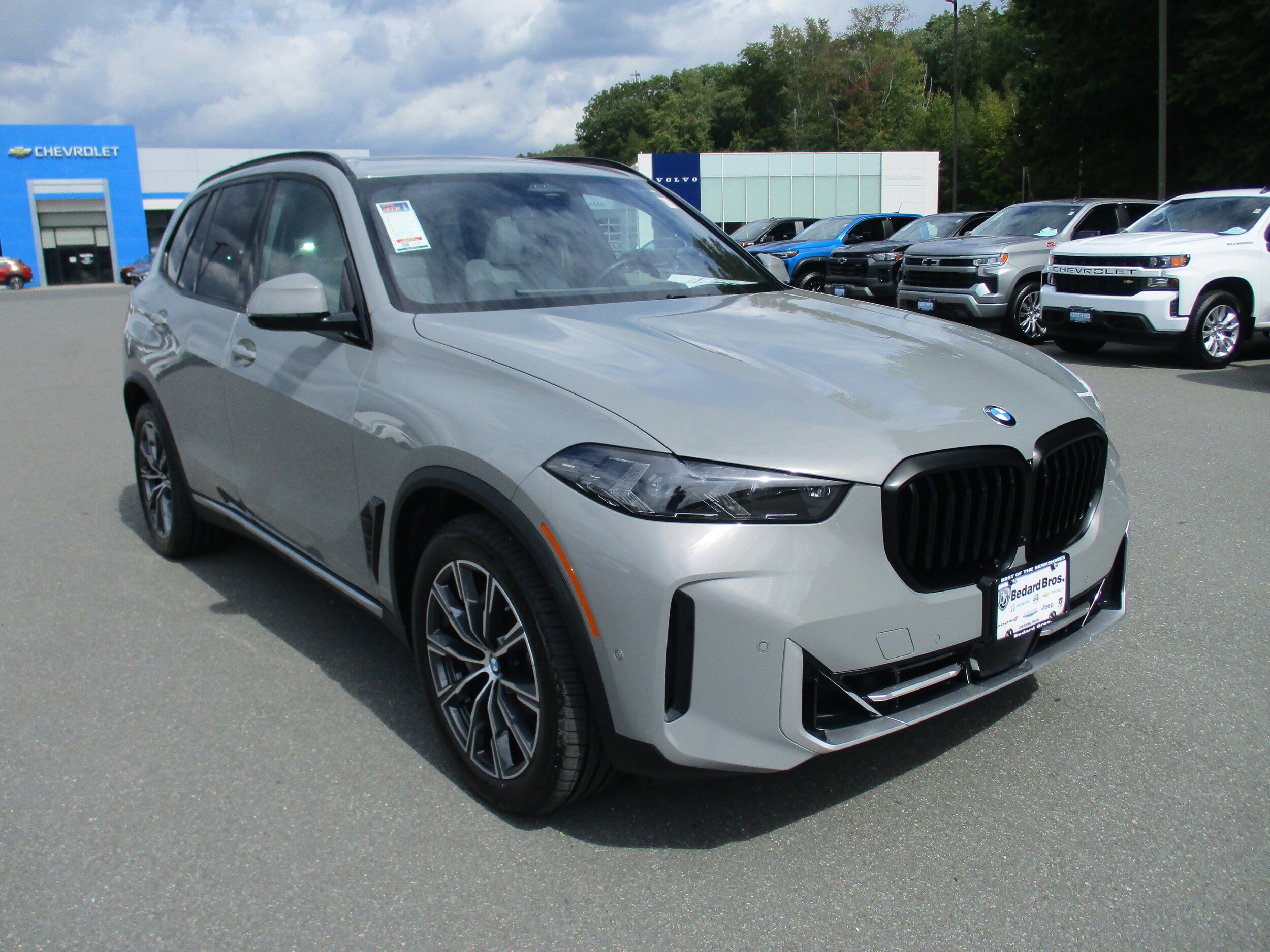 2025 Bmw X5 xDrive40i photo 3