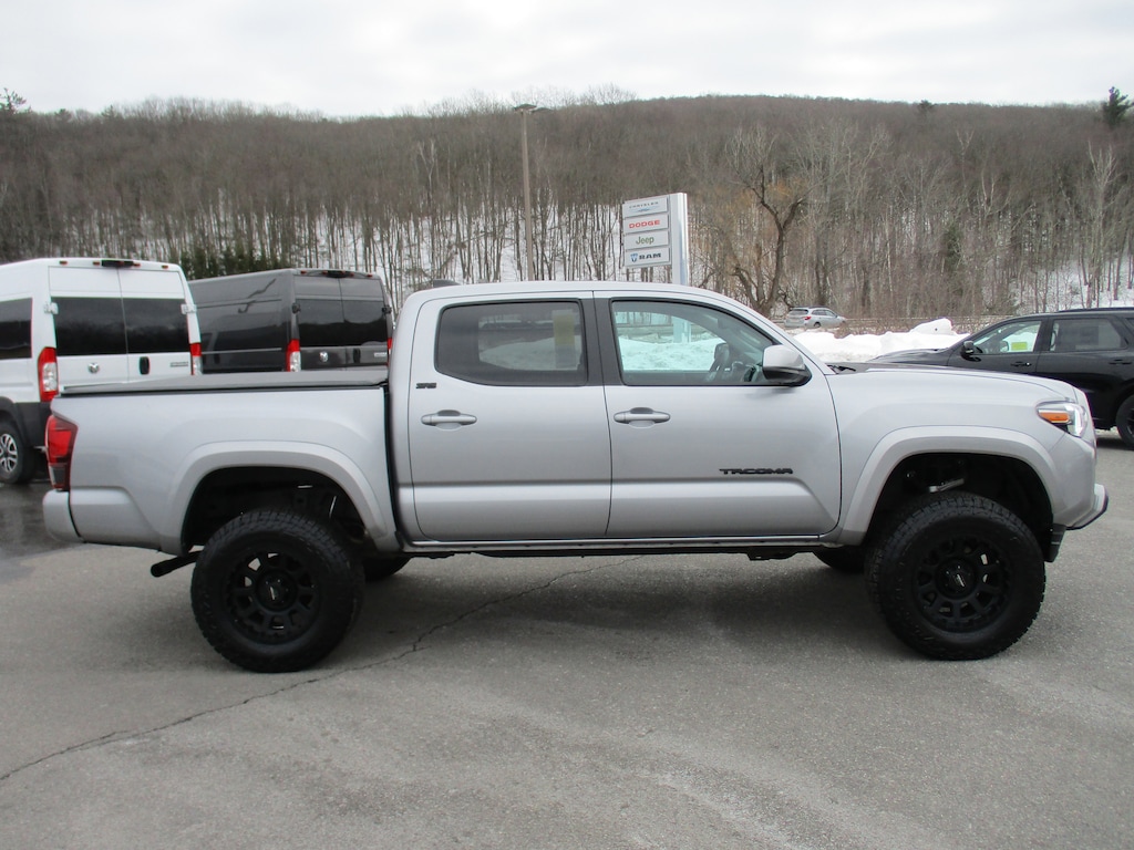 Used 2020 Toyota Tacoma SR5 V6 Truck Double Cab