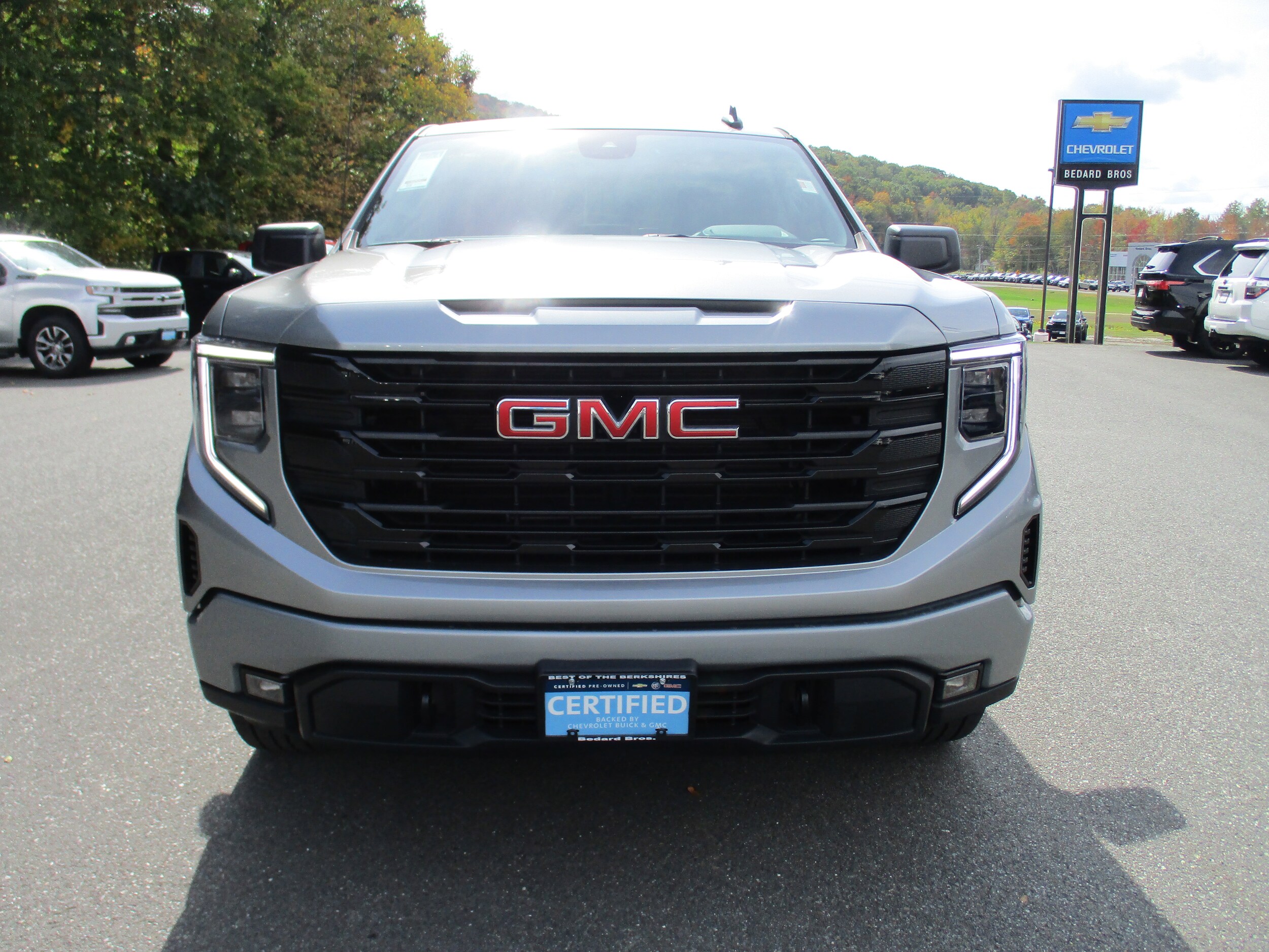 2023 Gmc Sierra 1500 Elevation photo 2