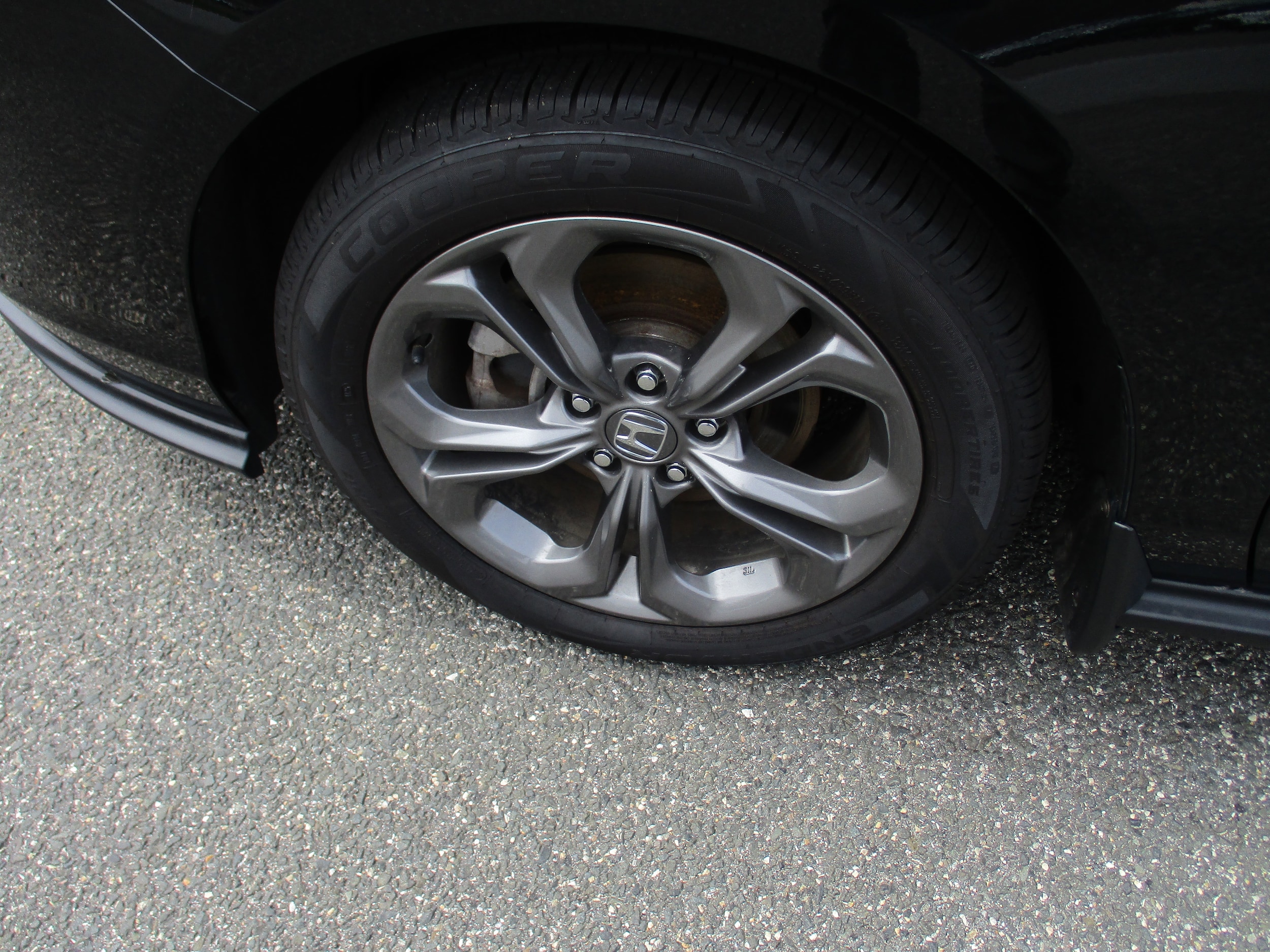 2023 Honda Accord EX - Photo 9