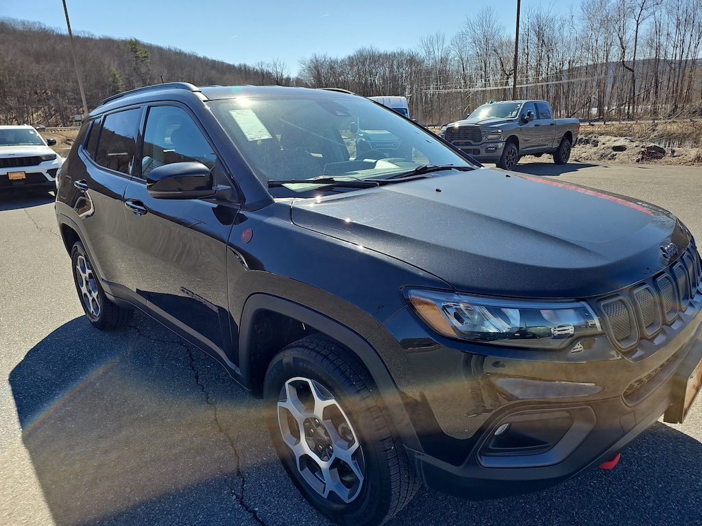Used 2022 Jeep Compass Trailhawk SUV