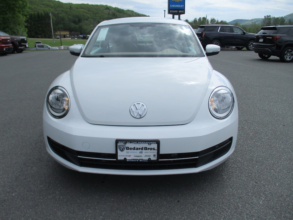 Used 2016 Volkswagen Beetle 1.8T Hatchback