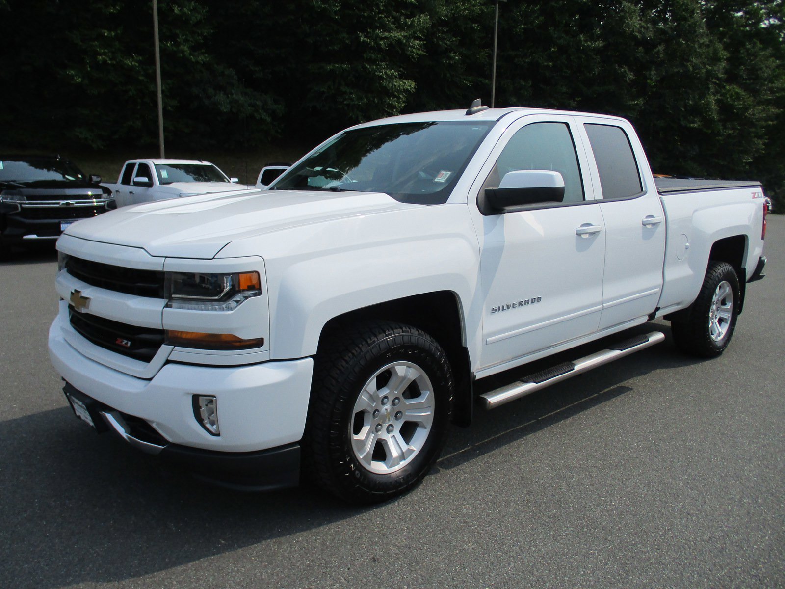 Used 2018 Chevrolet Silverado 1500 LT with VIN 1GCVKREC5JZ240908 for sale in Cheshire, MA