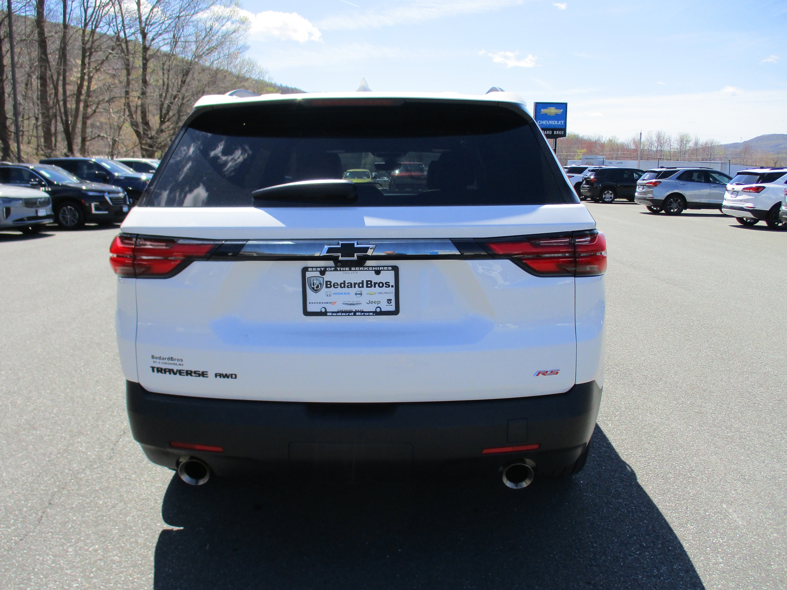 2023 Chevrolet Traverse RS - Photo 6