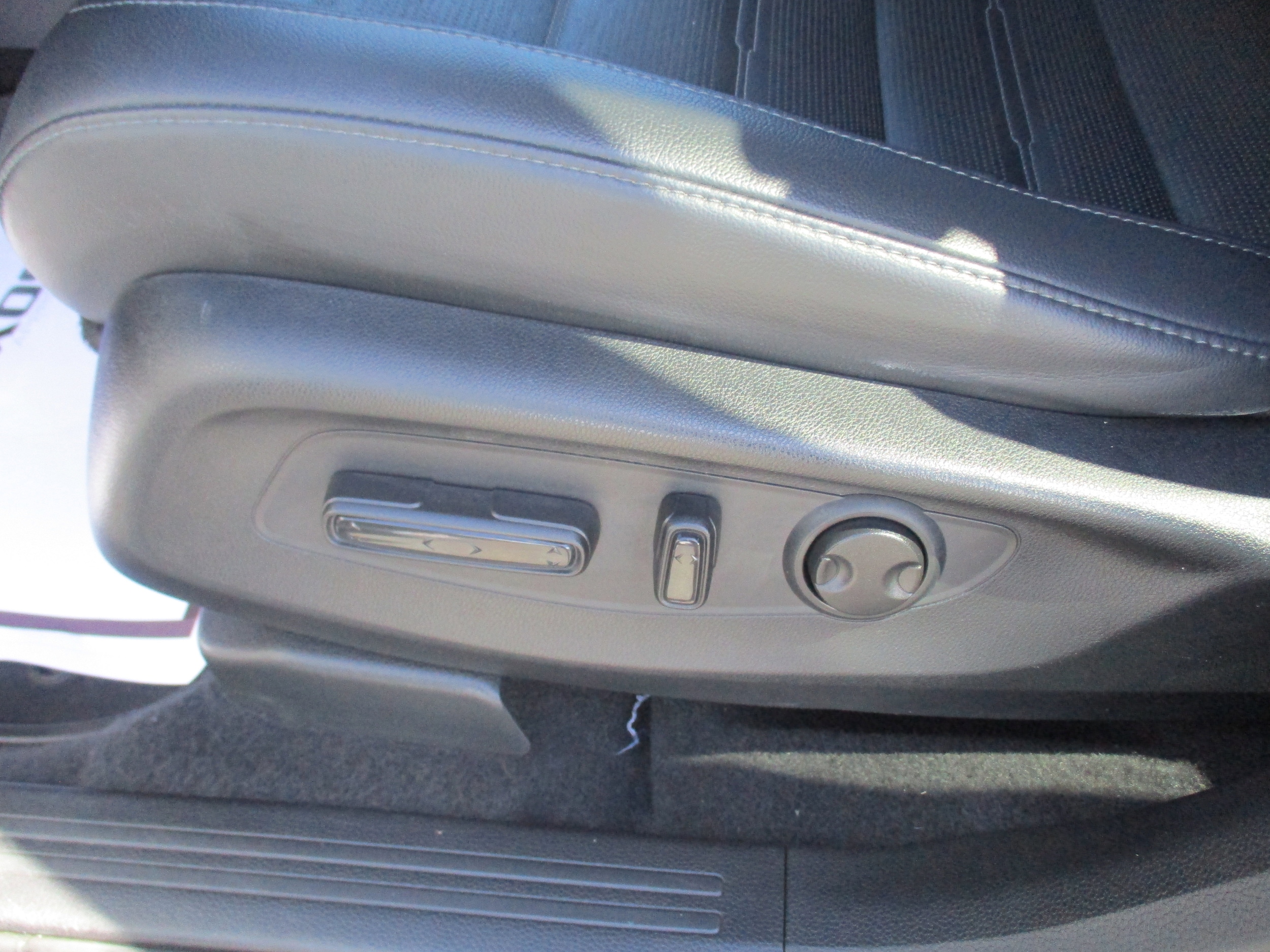 2023 Honda CR-V EX-L - Photo 17