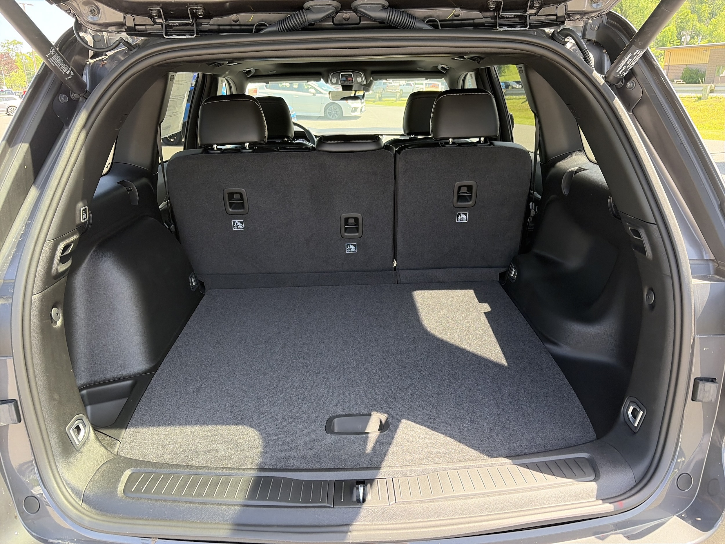 2026 Jeep Grand Cherokee Laredo - Photo 11