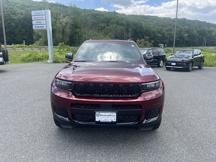 2025 Jeep Grand Cherokee L Laredo Sport Utility