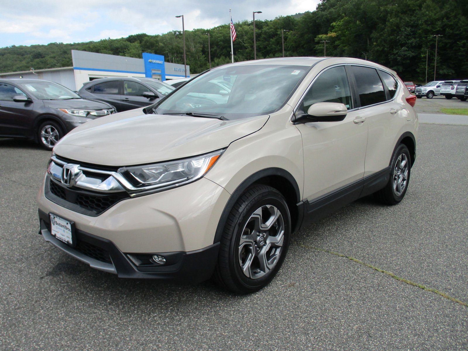 Used 2019 Honda CR-V EX with VIN 2HKRW2H55KH631043 for sale in Cheshire, MA